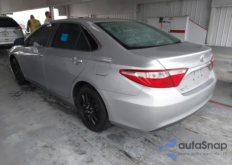 2017 Toyota Camry Le из США, поврежденный, VIN 4T1BF1FK5HU685943
